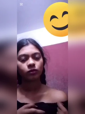 Gorgeous, Sexy Girlfriend Shown