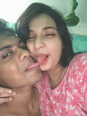 Desi beautiful girl boobs sucking