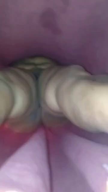 A guy in public caught Desi aunt’s pussy in an upskirt