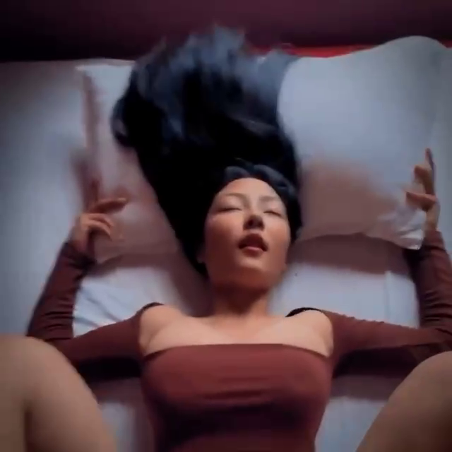 Slim asian hot fuck