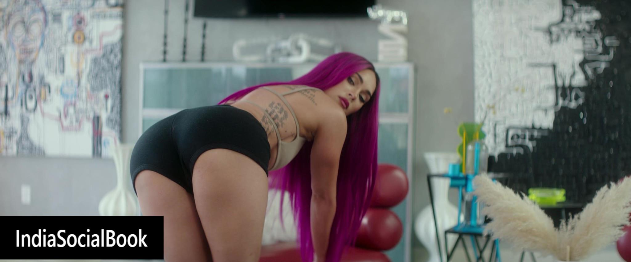 Megan Fox nude